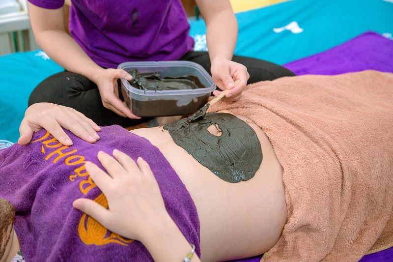 Sử dụng bùn cứu sau sinh: 6 tác dụng của bùn cứu cho sức khỏe của các bà mẹ