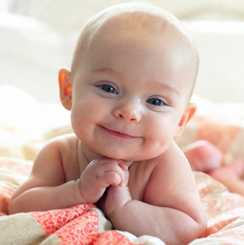 Dịch vụ tắm bé và chăm sóc cho mẹ sau sinh tại nhà