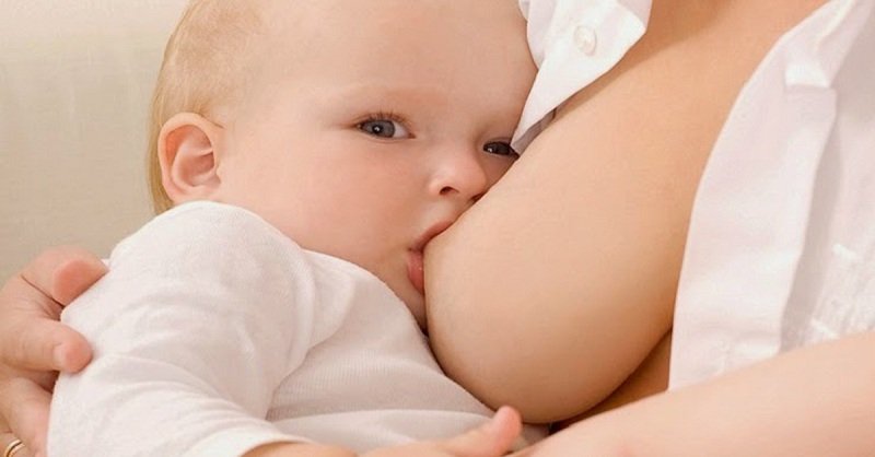 Tắc tia sữa sau sinh phải làm sao?