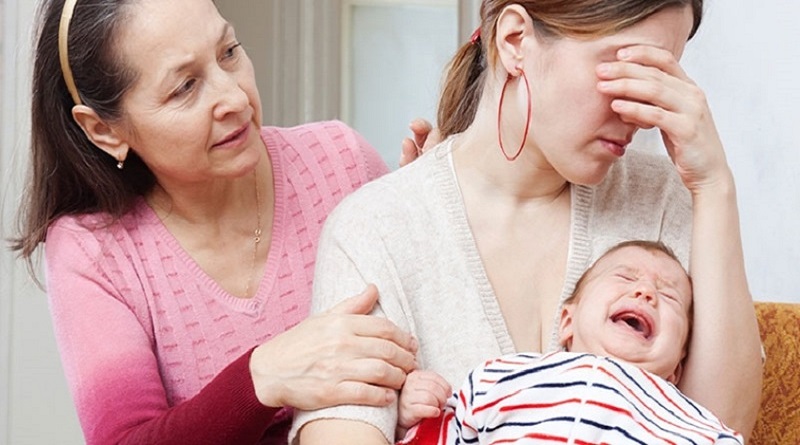 căng tức sữa sau sinh