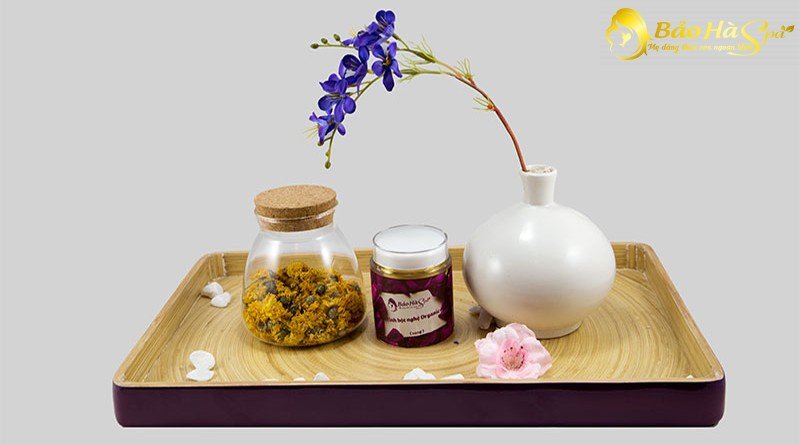 Uống tinh bột nghệ sau sinh mổ