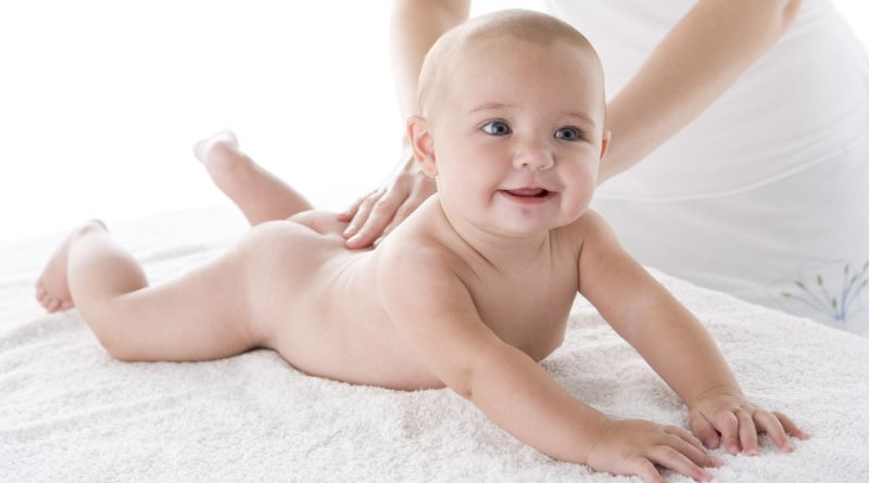 Những lưu ý khi tắm trẻ sơ sinh | Hướng dẫn tắm bé sơ sinh chi tiết
