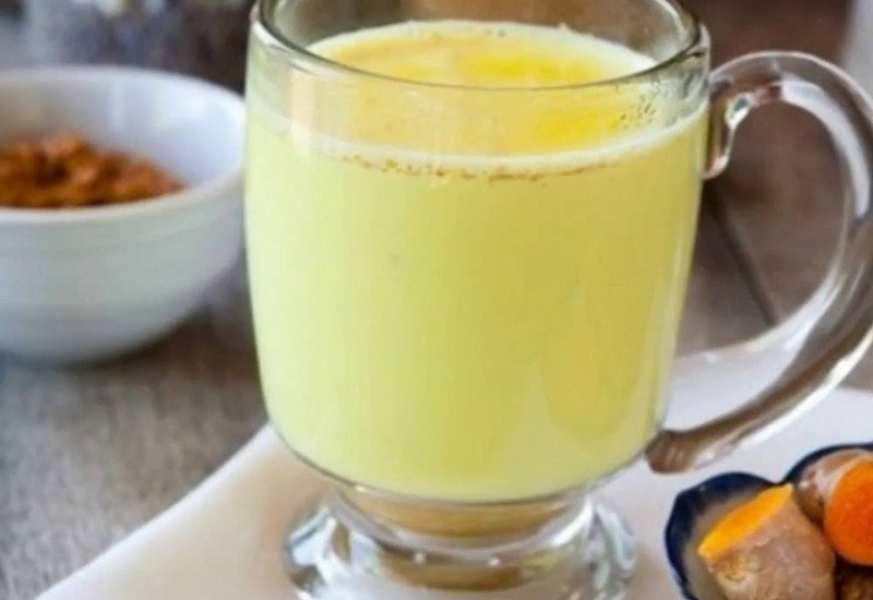 Uống nghệ tươi sau sinh giúp cải thiện da dẻ